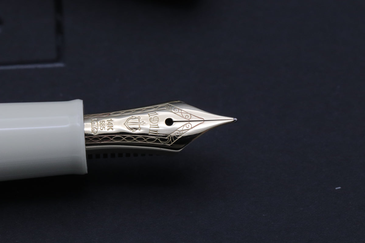 Sailor Pro Gear Mini Beni White Fountain Pen