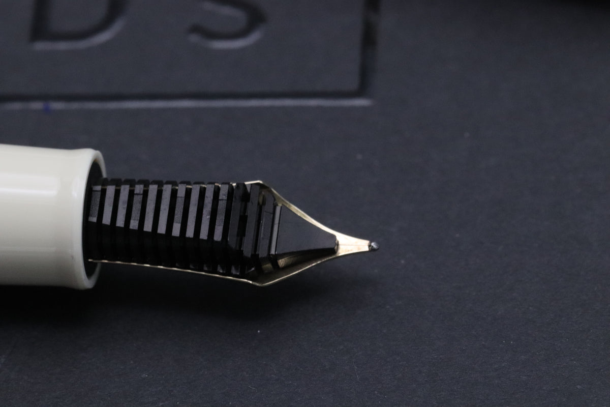 Sailor Pro Gear Mini Beni White Fountain Pen
