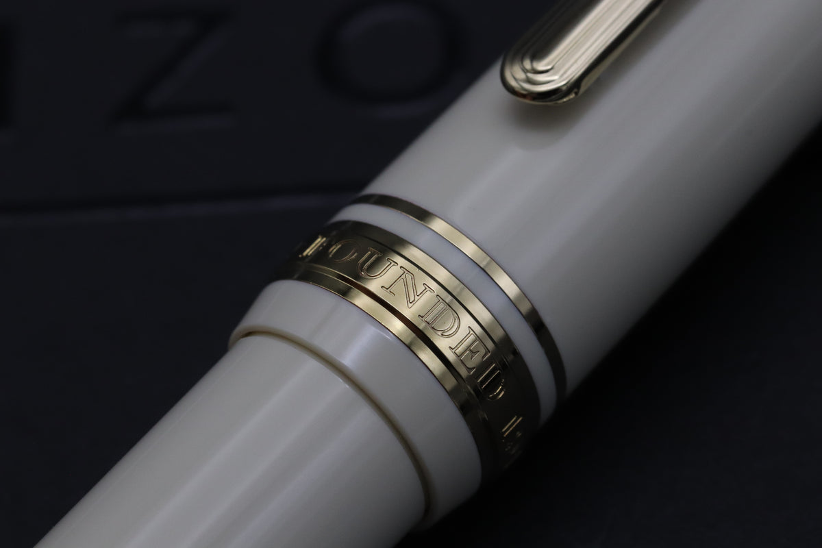 Sailor Pro Gear Mini Beni White Fountain Pen