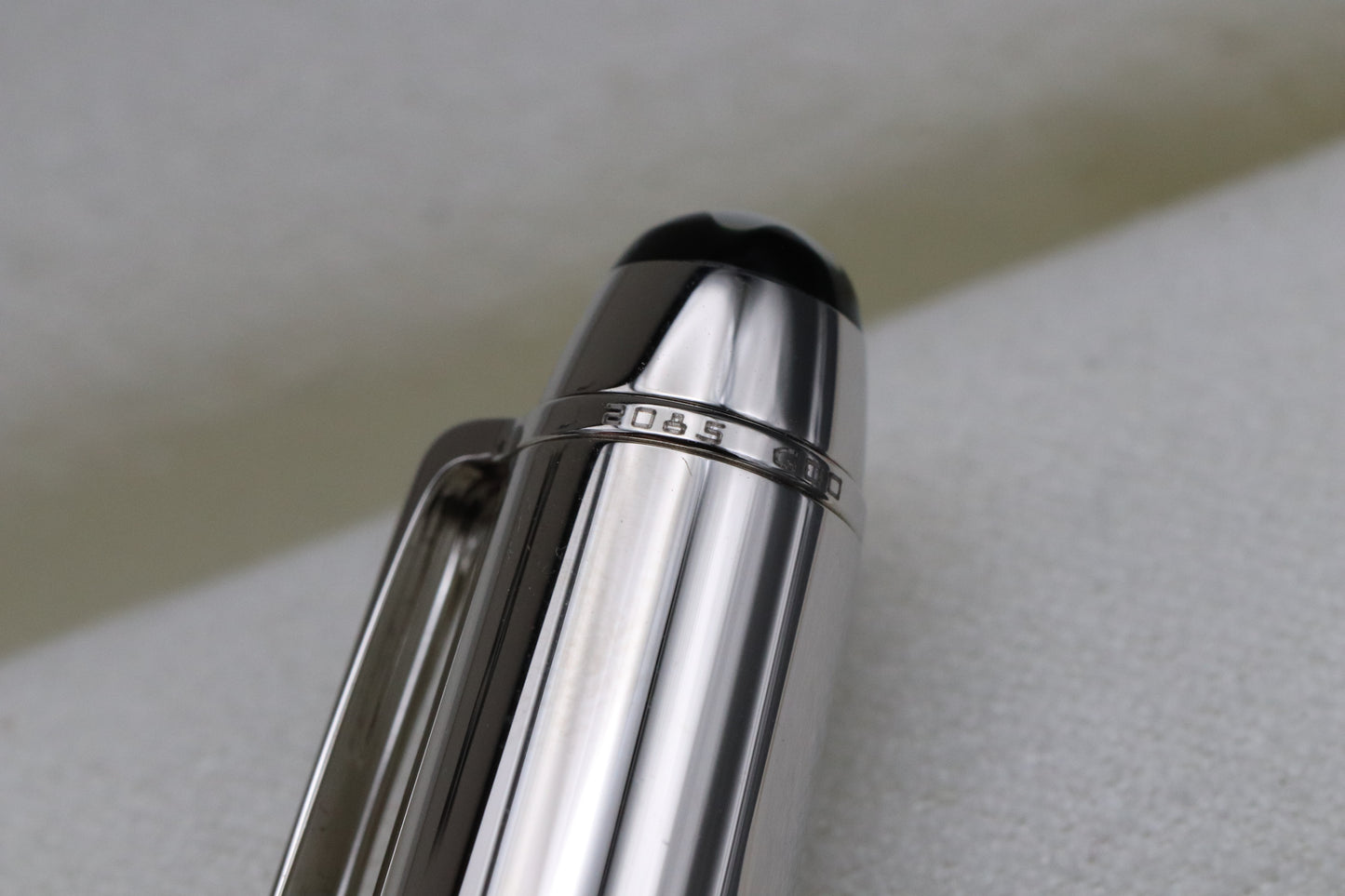 Montblanc Meisterstück Mozart Jungle Eyes Topaz Fountain Pen