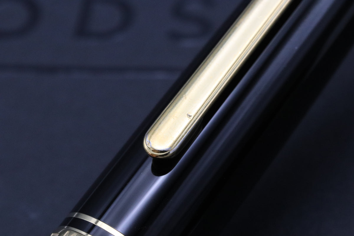 Montblanc Meisterstuck 162 LeGrand Gold Coated Rollerball Pen