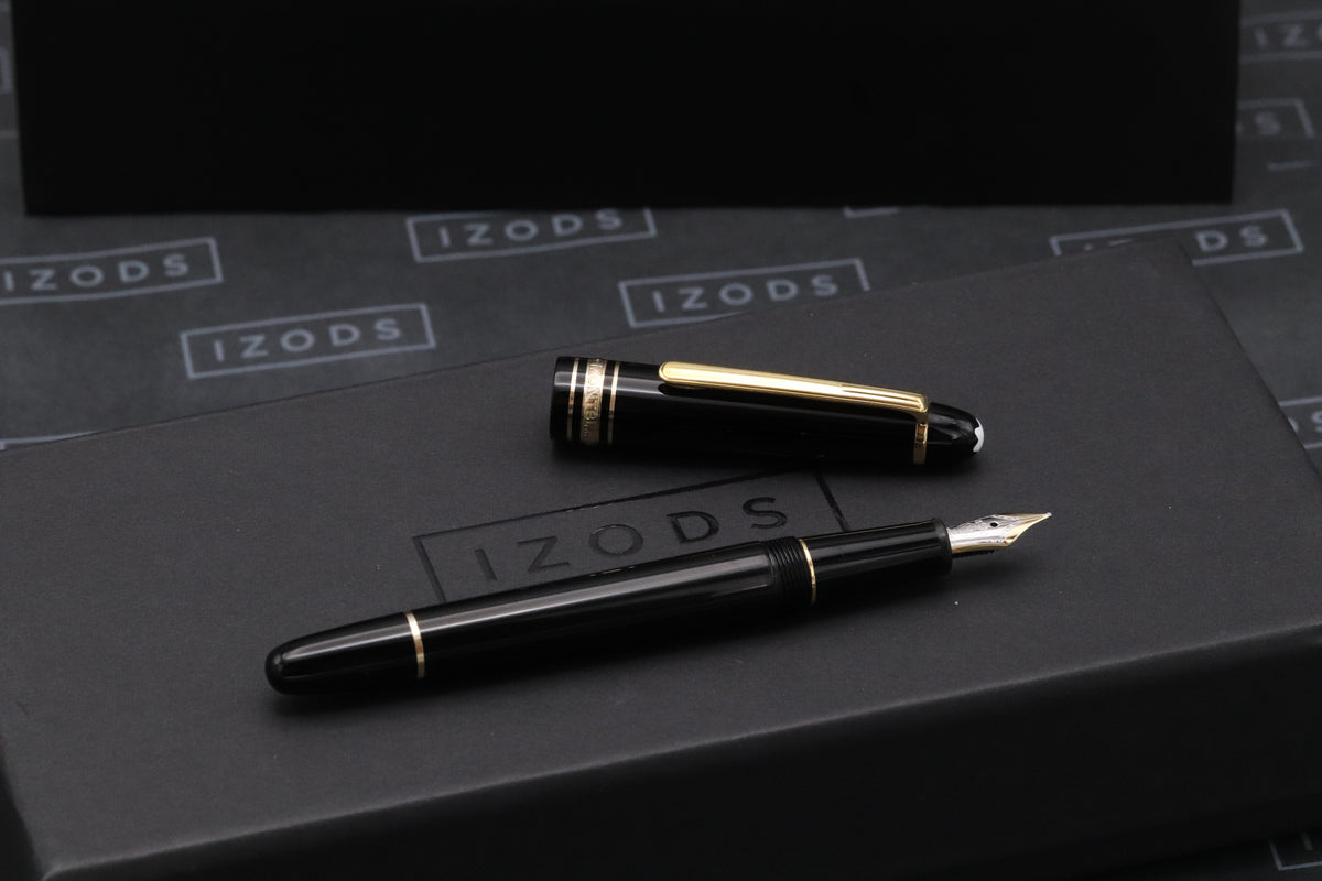 Montblanc Meisterstuck 145 Classique Gold Coated Fountain Pen - Fine Nib