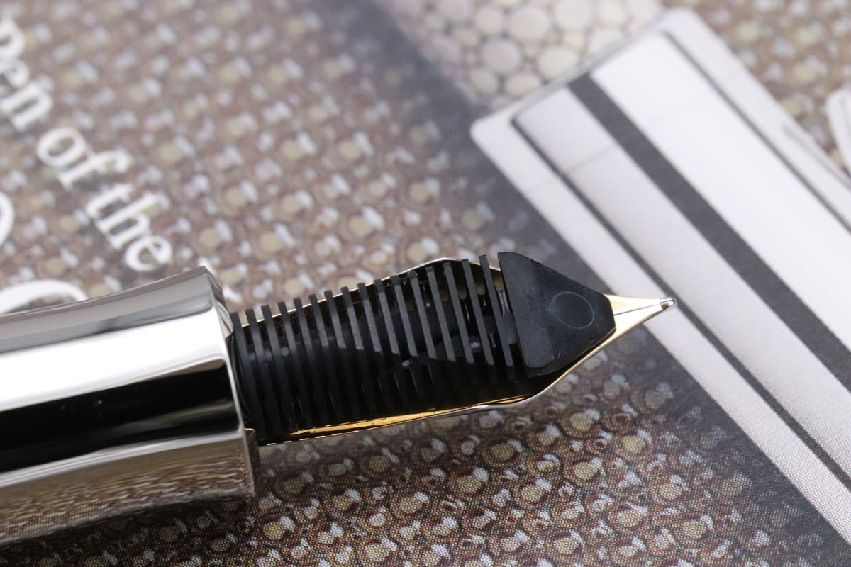 Graf von Faber-Castell Pen of the Year 2005 Galuchet Fountain Pen - UNUSED