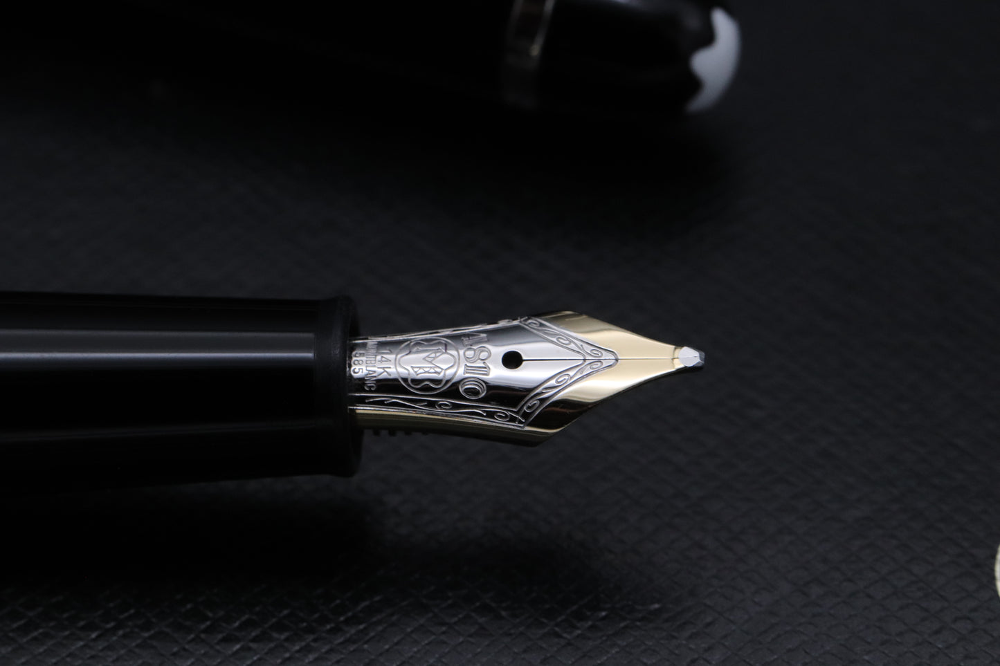Montblanc Meisterstuck 145 Classique Platinum Coated Fountain Pen - Broad Nib