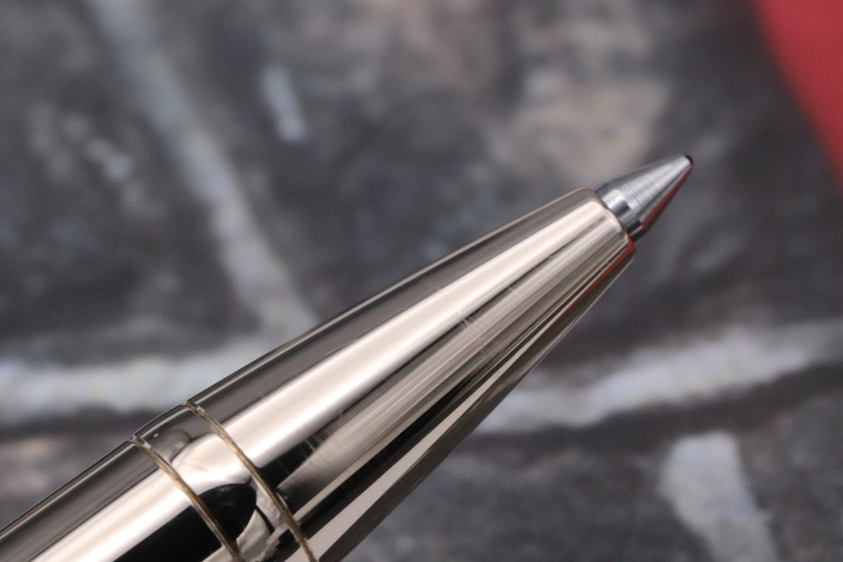 Montblanc Muses Marilyn Monroe Red Special Edition Rollerball Pen