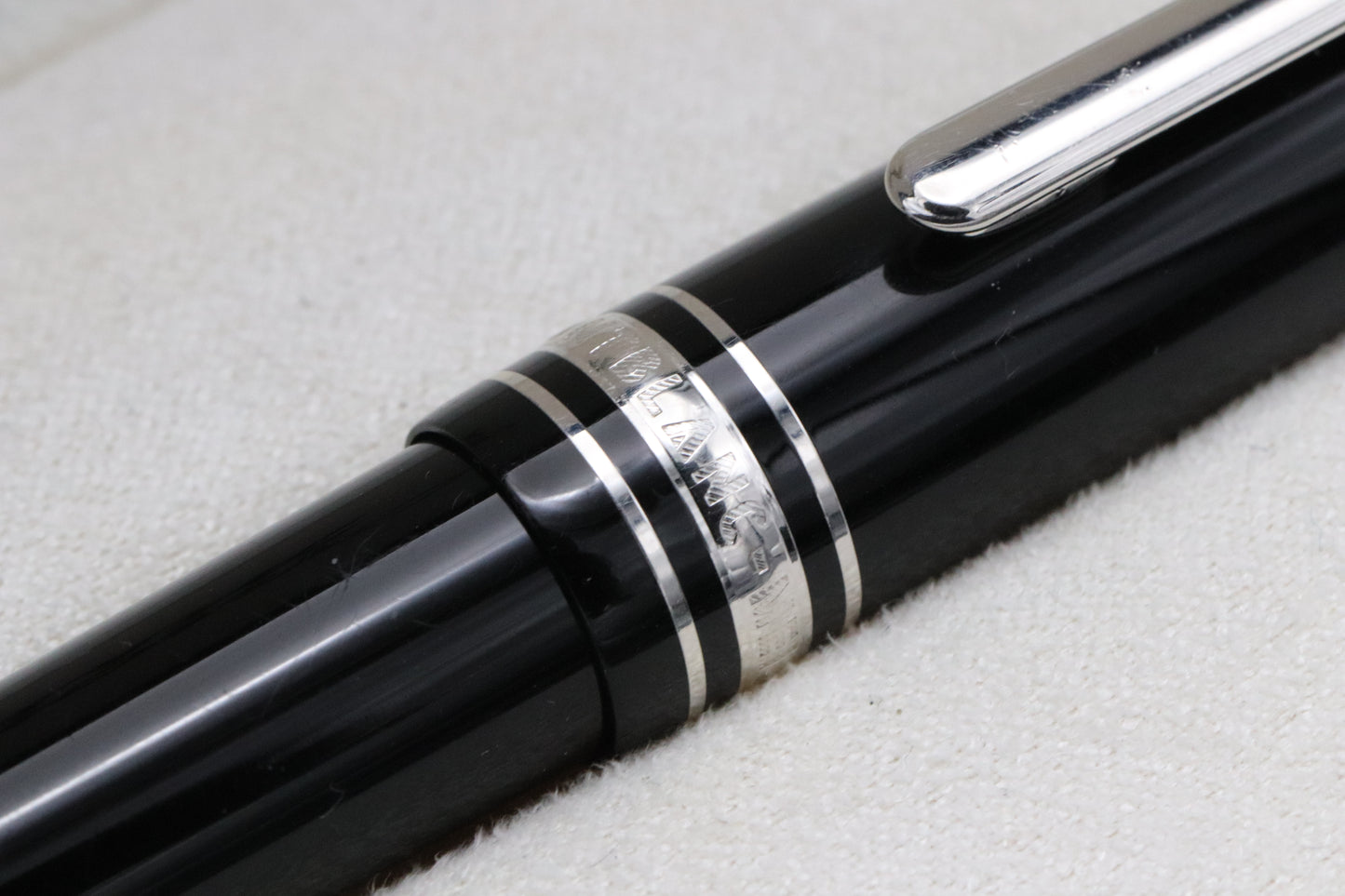 Montblanc Meisterstuck 145 Classique Platinum Coated Fountain Pen - Broad Nib