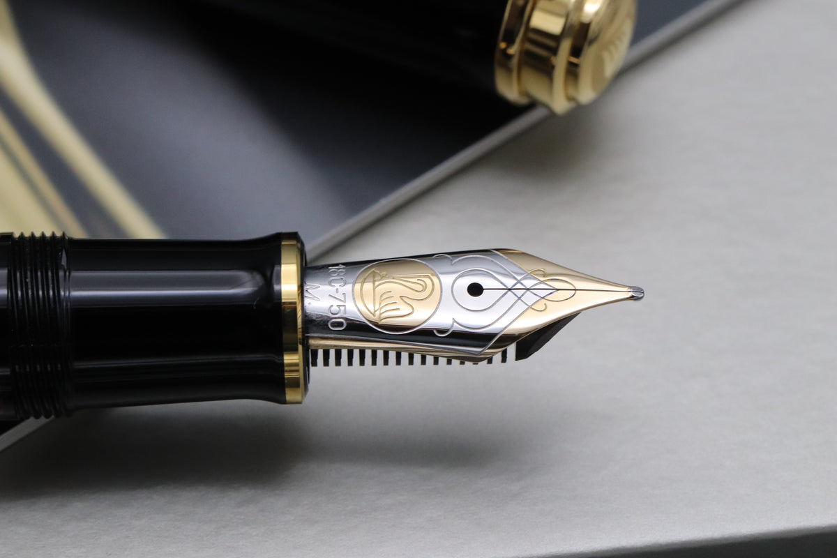 Pelikan Souveran M800 Red Black Fountain Pen - DIPPED