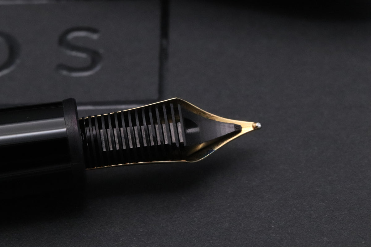 Montblanc Meisterstuck 146 LeGrand Gold Coated Fountain Pen