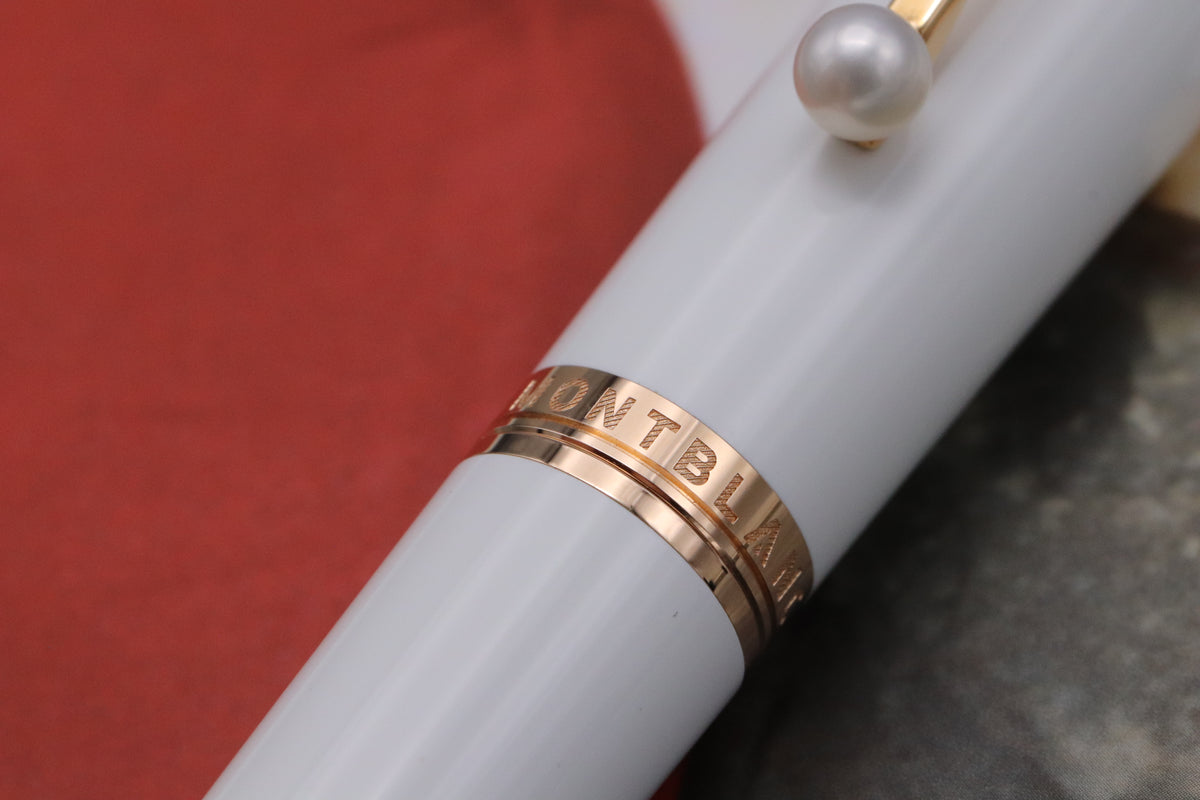 Montblanc Muses Marilyn Monroe Special Edition White Rollerball Pen
