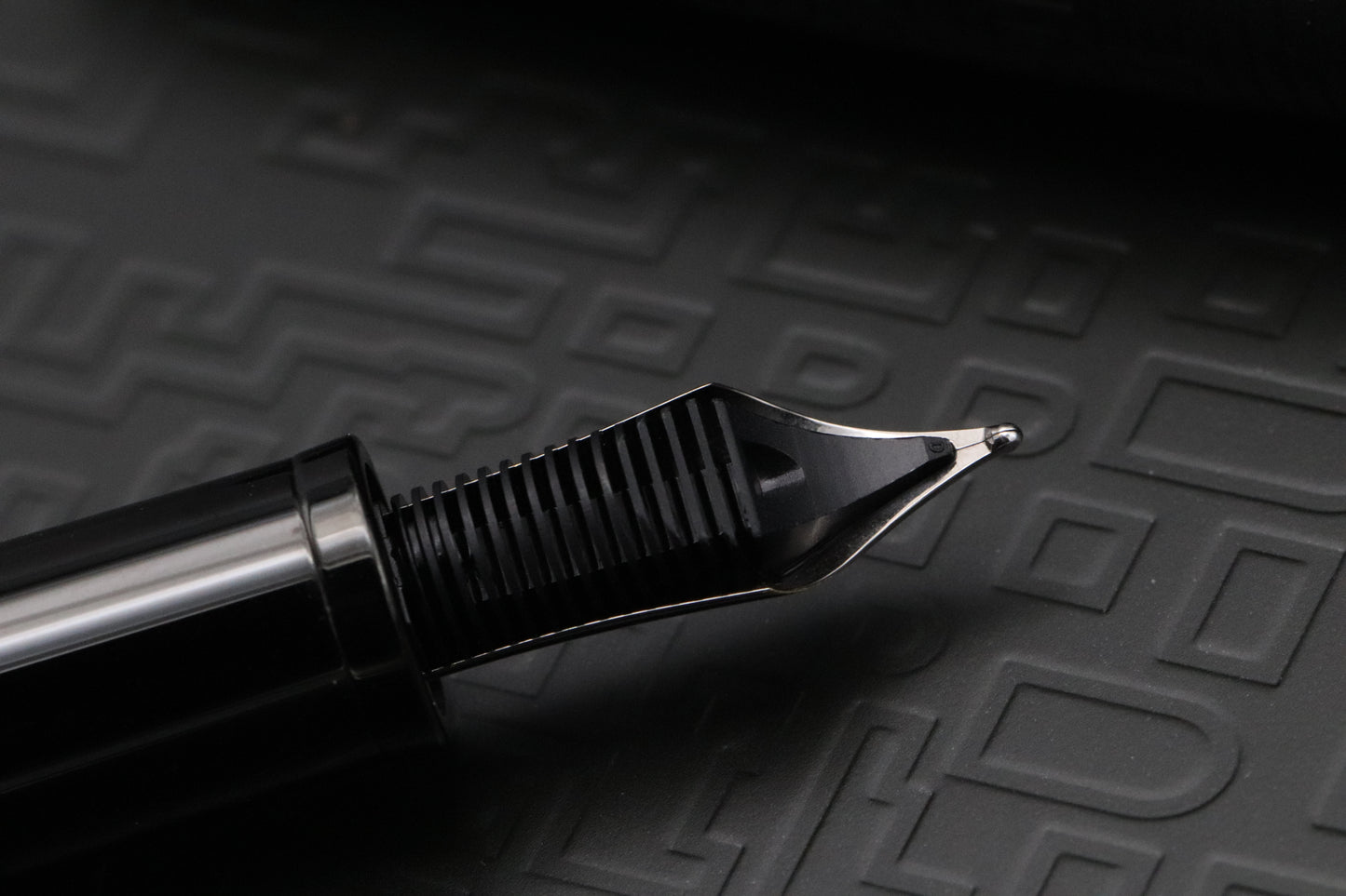 Montblanc Meisterstuck Great Masters Pirelli LE1872 Fountain Pen