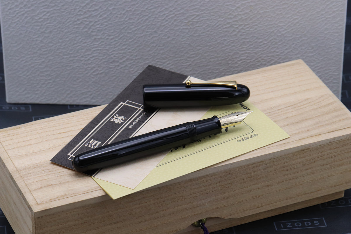 Pilot Namiki First Generation 'Emperor' Urushi Fountain Pen - Broad #50 Nib