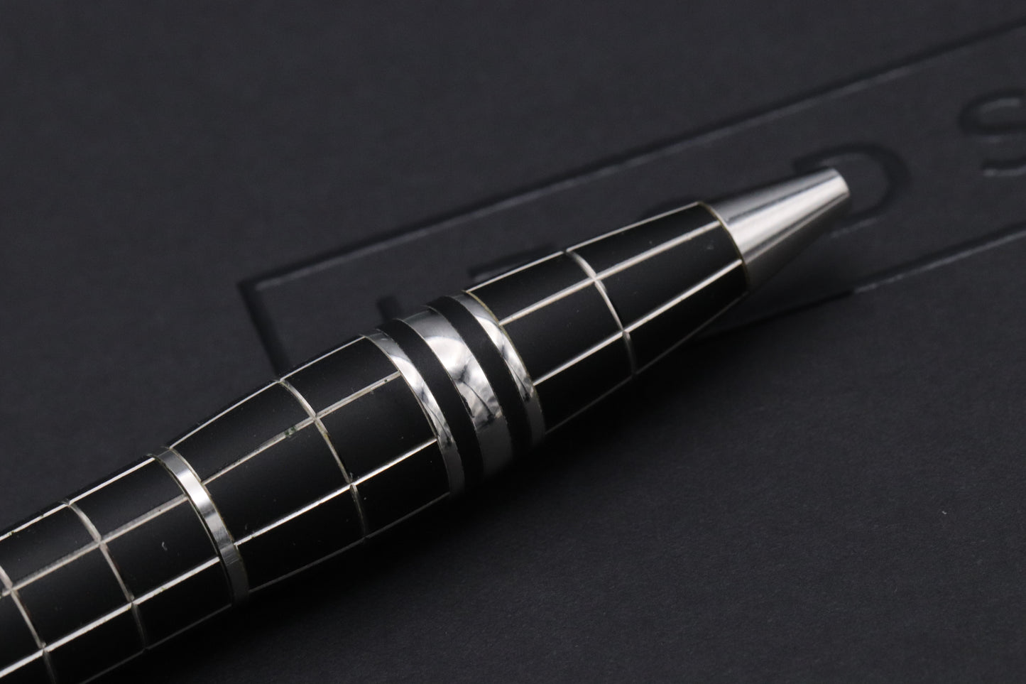 Montblanc Starwalker Rubber Platinum Ballpoint Pen