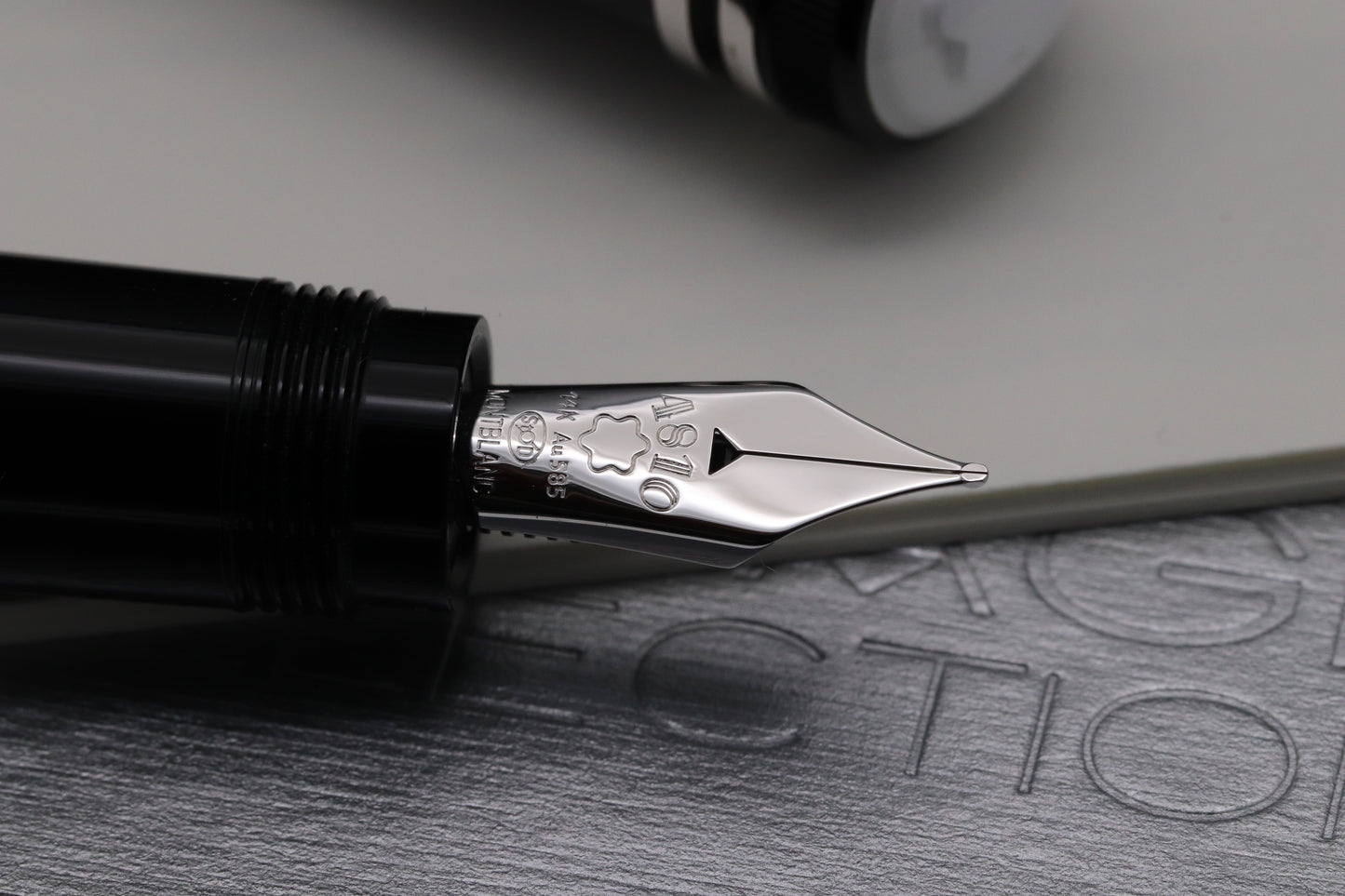 Montblanc Heritage 1912 Fountain Pen - UNUSED - Fine Nib