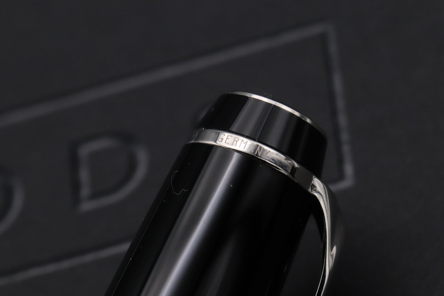 Montblanc Boheme Noir Fountain Pen - Extra Fine Nib