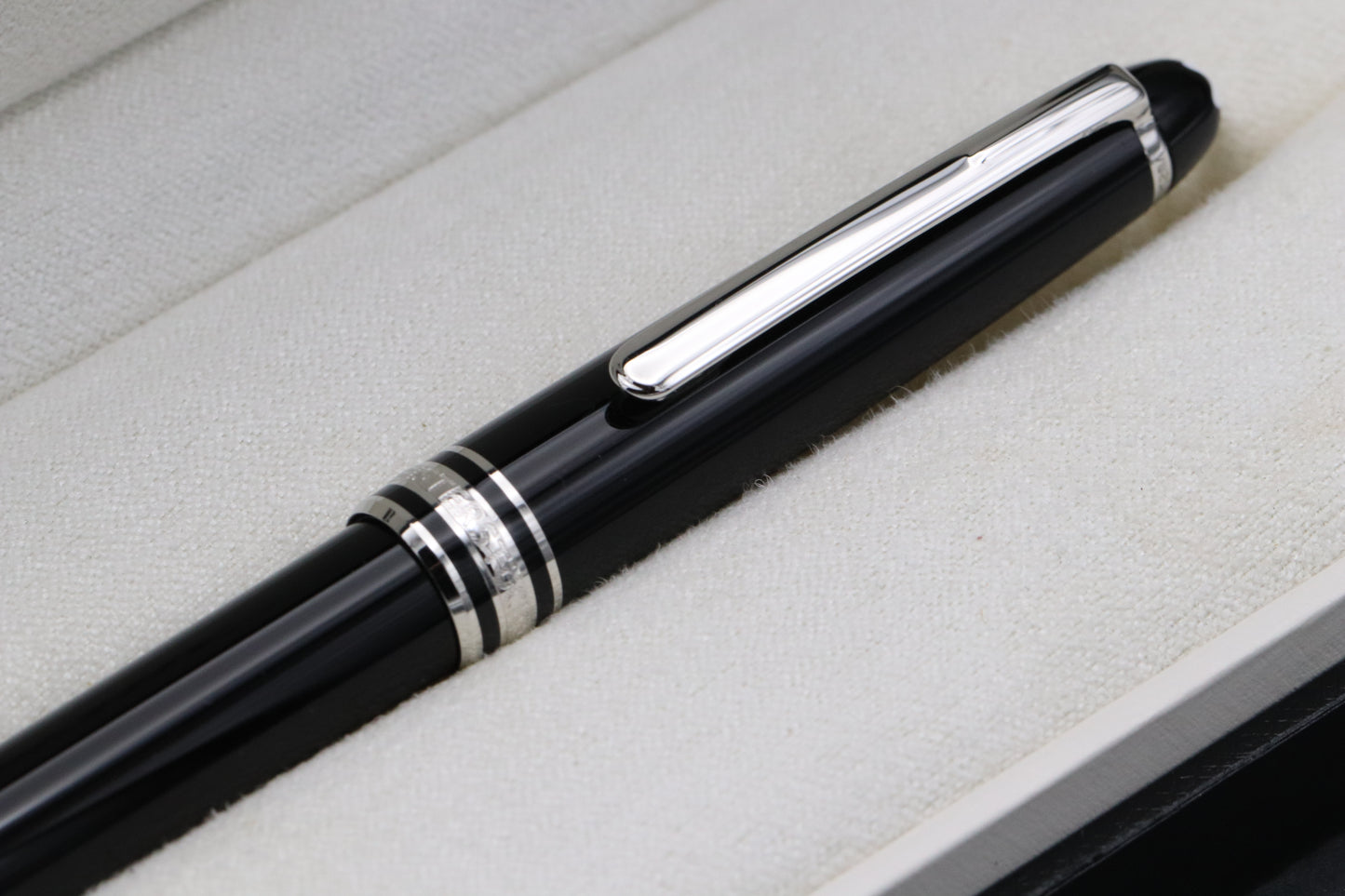 Montblanc Meisterstück 164 Classique Platinum-Coated Ballpoint Pen - UNUSED