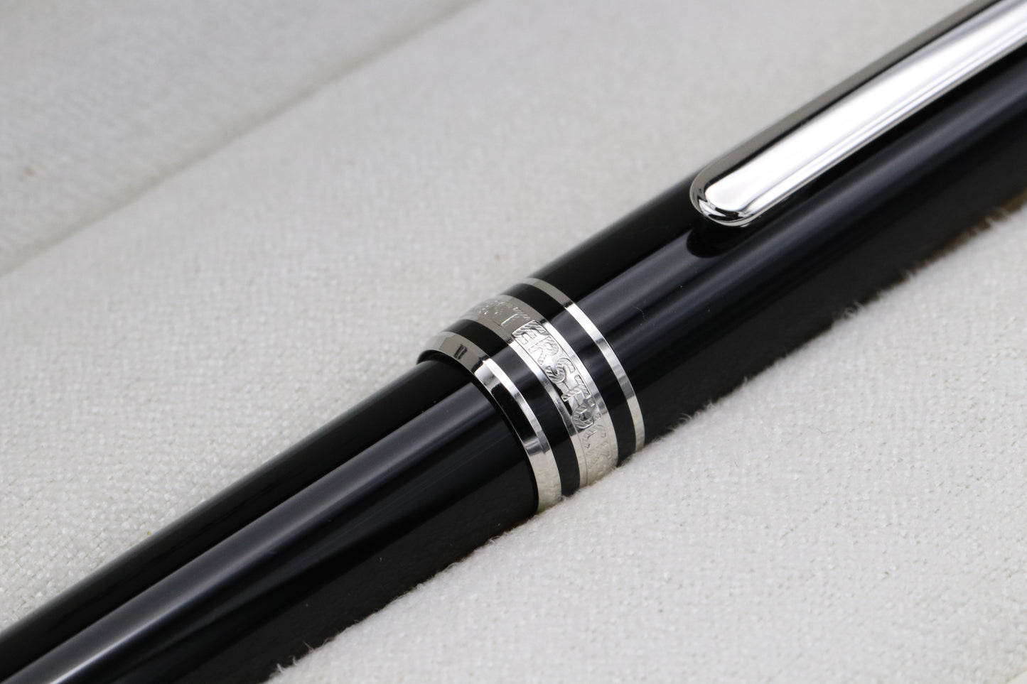 Montblanc Meisterstück 164 Classique Platinum-Coated Ballpoint Pen - UNUSED