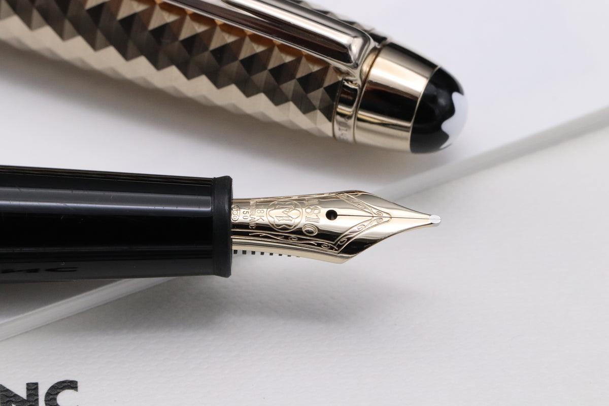 Montblanc Meisterstuck Classique Geometric Dimension Doue Fountain Pen