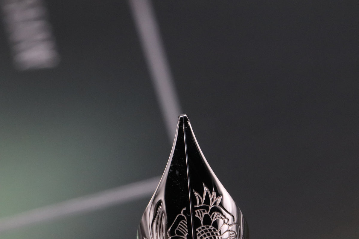 Montblanc Writers Edition George Bernard Shaw Fountain Pen - OM Nib