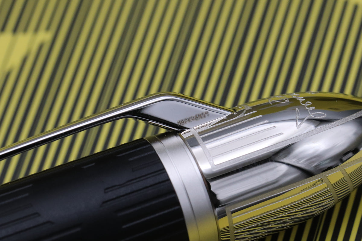 Montblanc Great Characters Walt Disney Special Edition Fountain Pen - UNUSED - Fine Nib