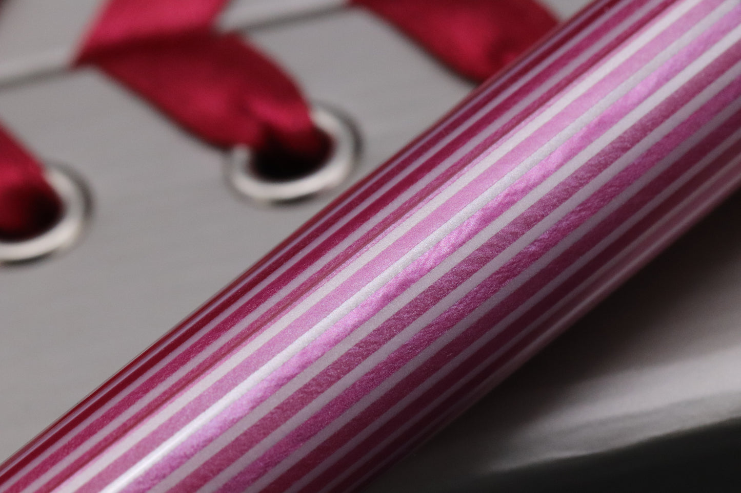 Pelikan Souveran M600 Pink White Fountain Pen - UNUSED - EF Nib