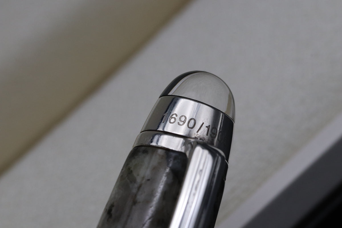 Montblanc Meisterstuck Classique Granite Soulmakers LE1906 Rollerball Pen