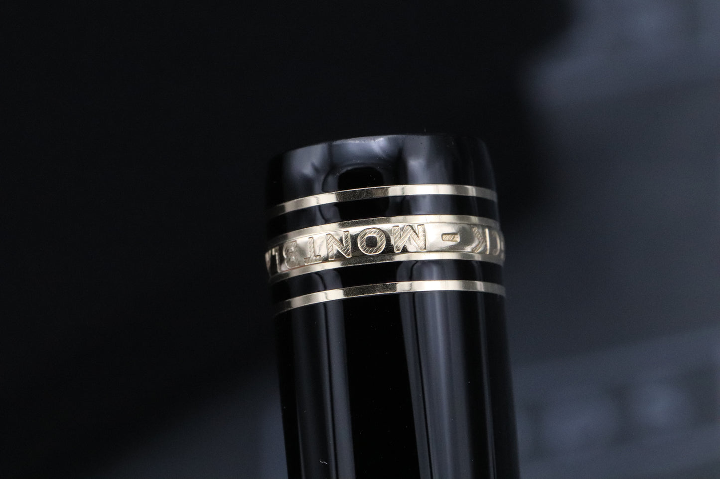 Montblanc Meisterstuck 146 LeGrand Gold-Coated Desk Stand