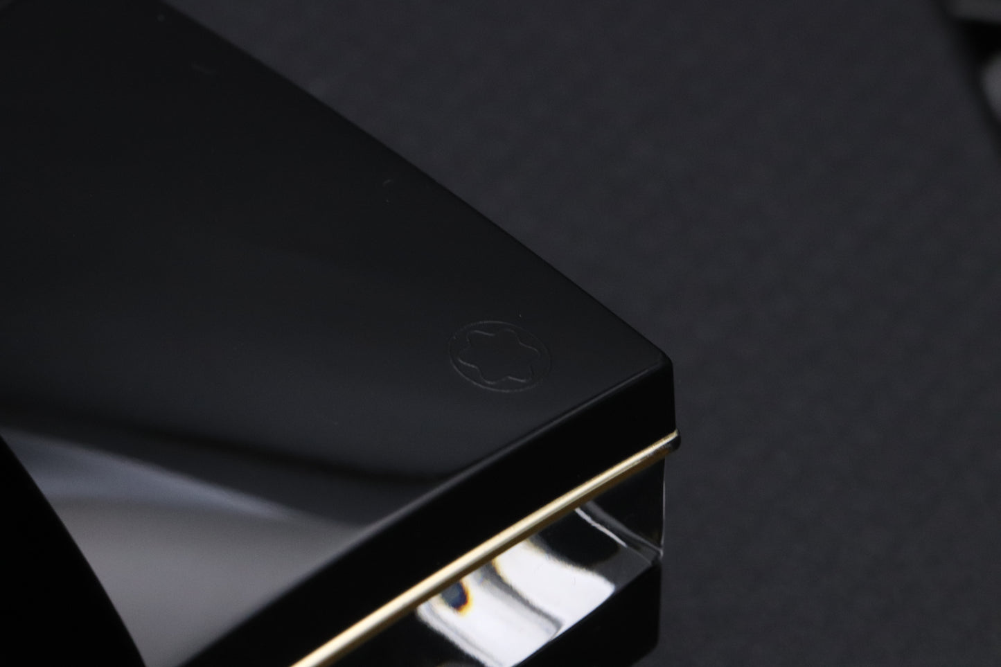 Montblanc Meisterstuck 146 LeGrand Gold-Coated Desk Stand