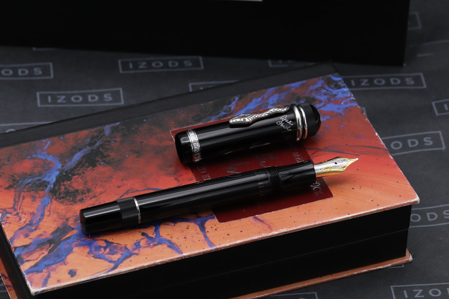 Montblanc Writers Edition Agatha Sterling Silver Fountain Pen
