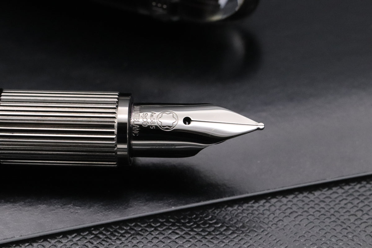 Montblanc Starwalker Ultra Black Fountain Pen