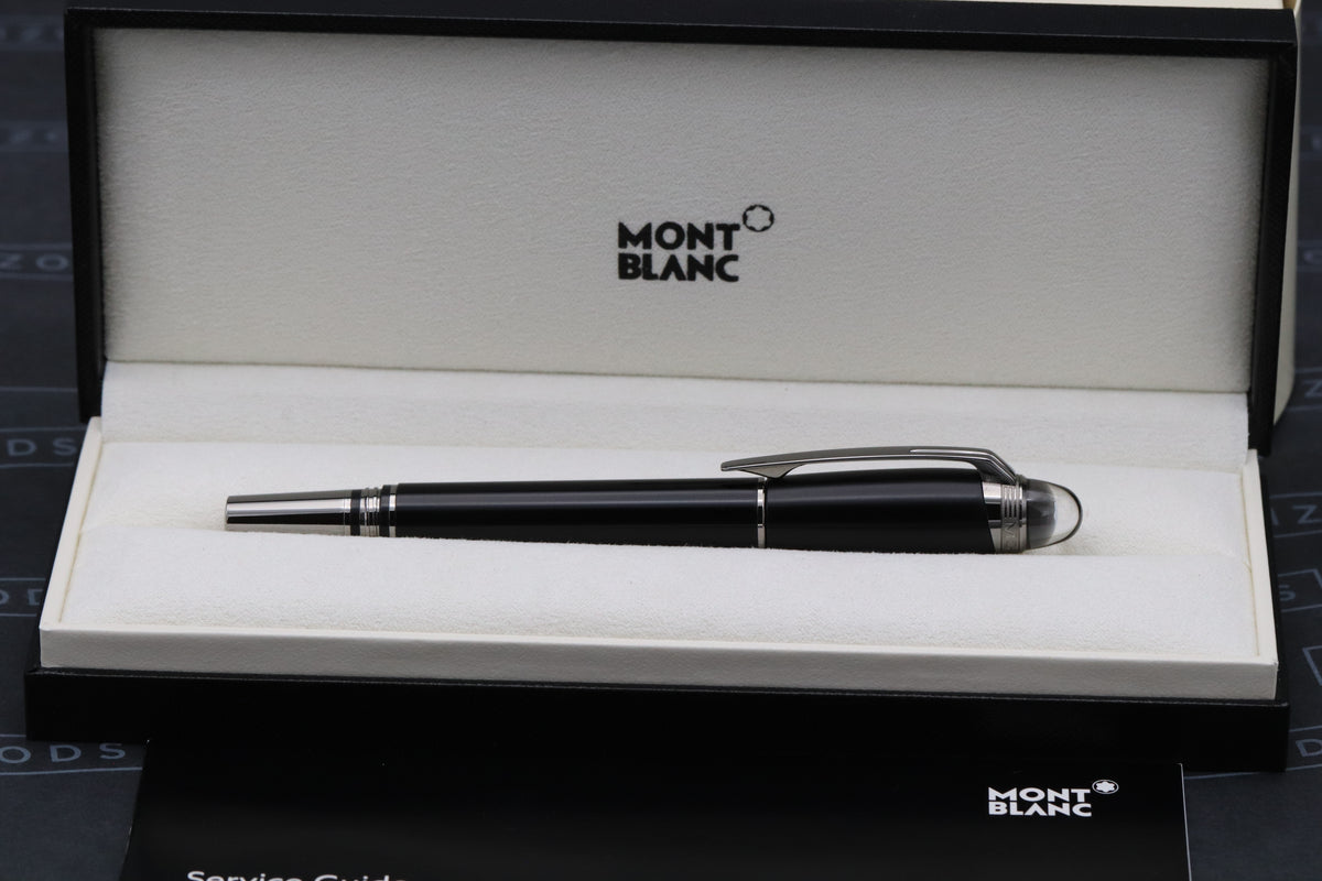 Montblanc Starwalker Ultra Black Fountain Pen