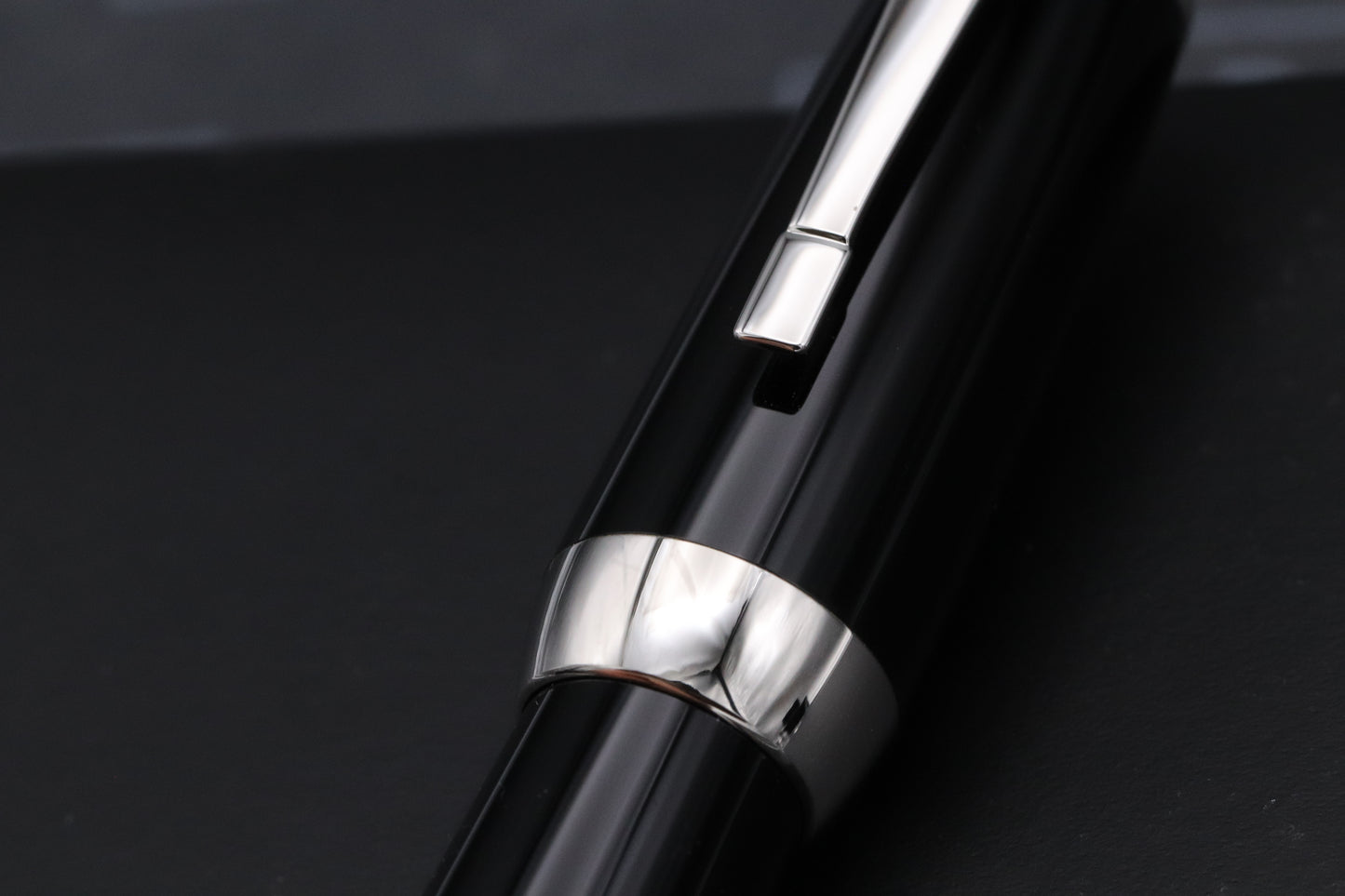 Montblanc Boheme XL Platinum Line No Stone Fountain Pen