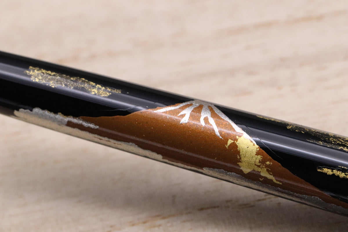Platinum Kanazawa-Haku Mt. Fuji Fountain Pen