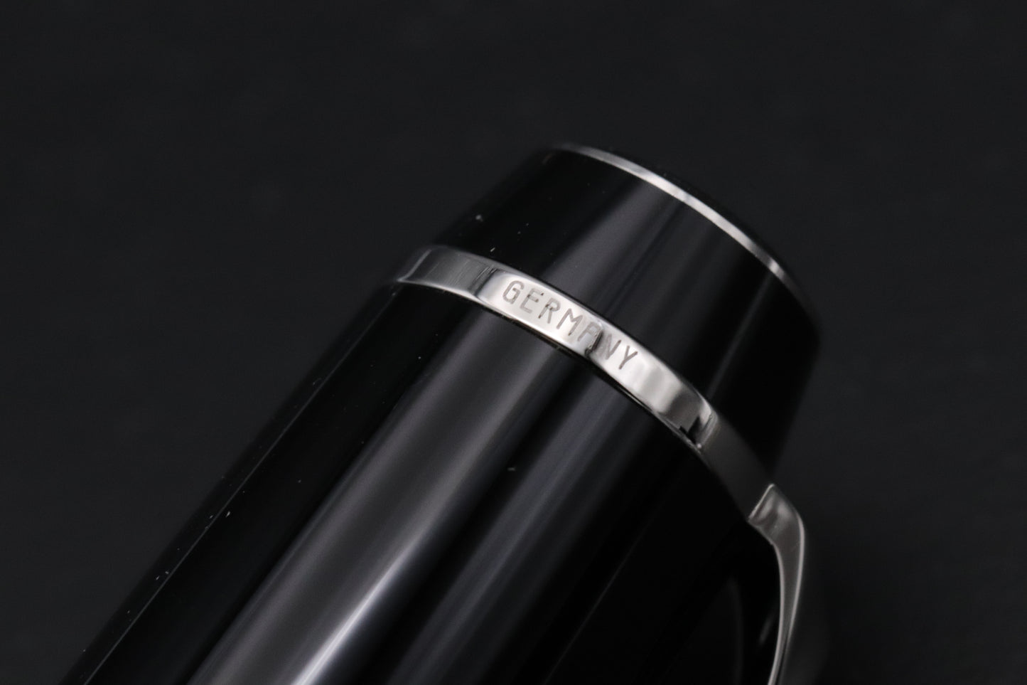 Montblanc Boheme XL Platinum Line No Stone Fountain Pen