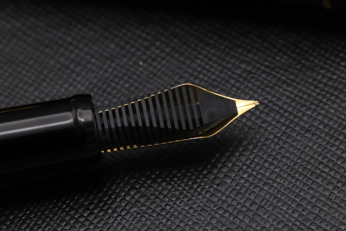 Onoto Scholar Black Fountain Pen - UNUSED