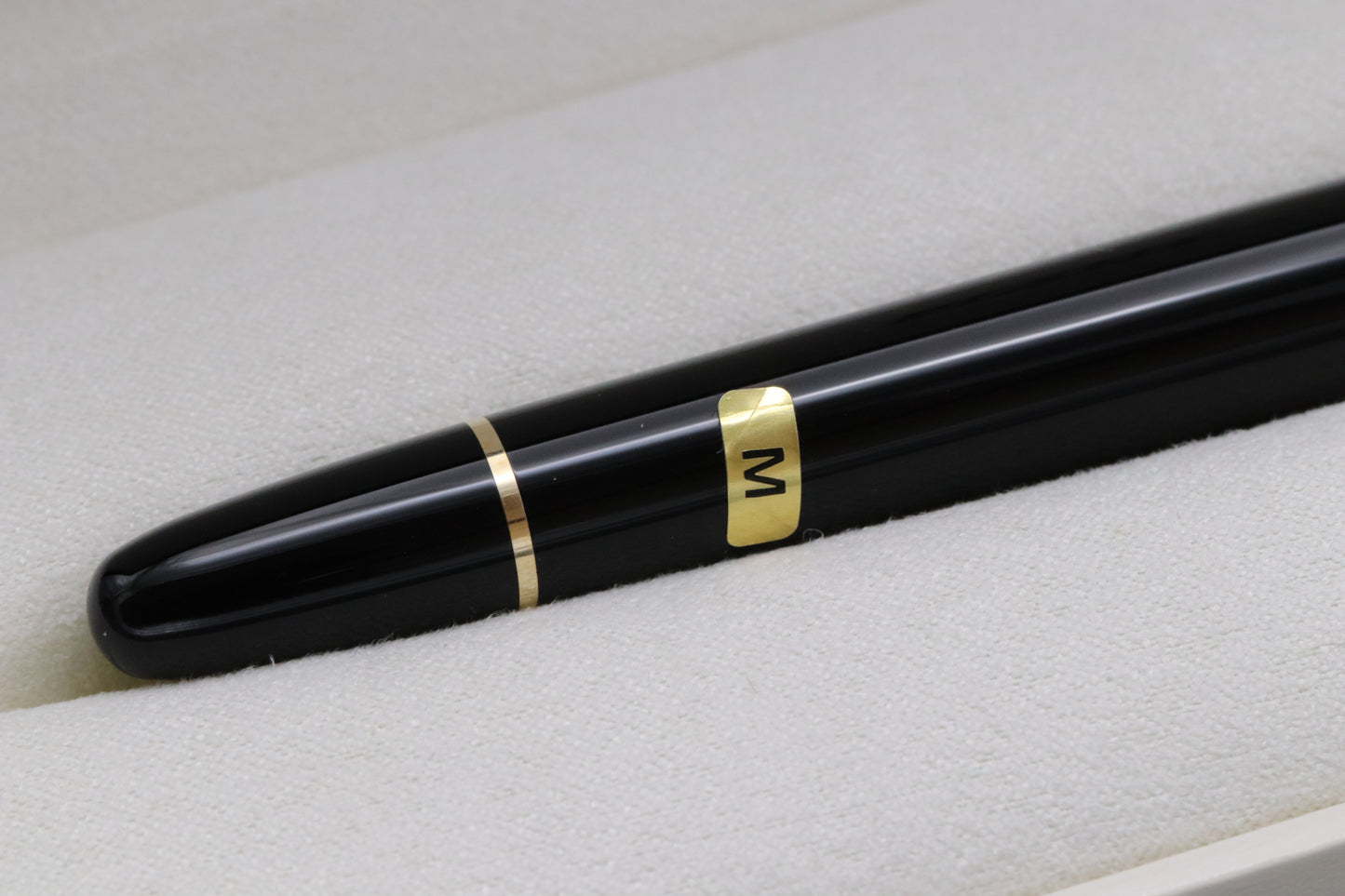 Montblanc Meisterstuck 145 Classique Gold Coated Fountain Pen - UNUSED - M NIB