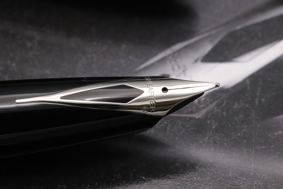 Sheaffer Legacy Black Fountain Pen - UNUSED