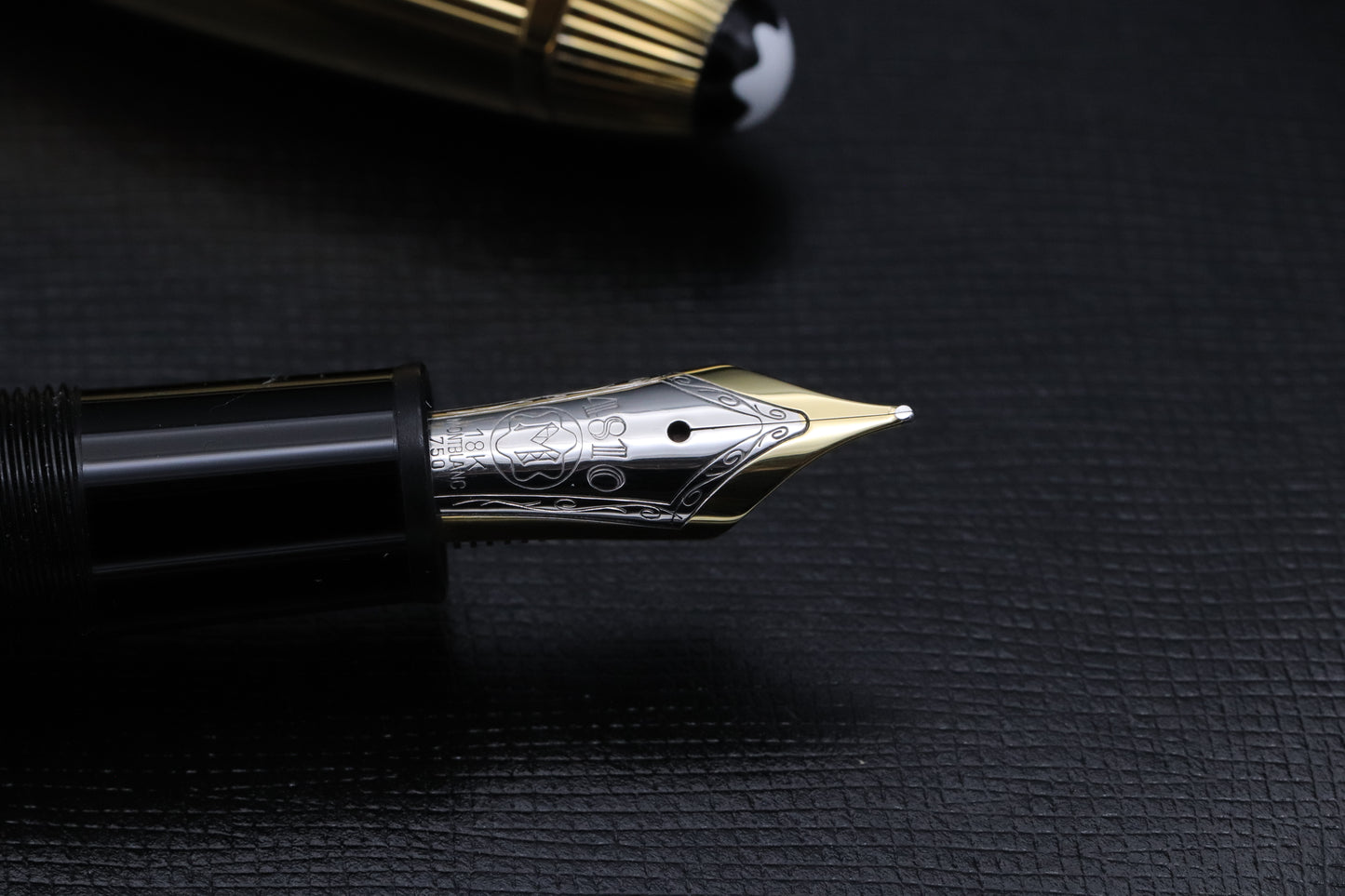 Montblanc Meisterstück 146 LeGrand Vermeil Pinstripe Fountain Pen