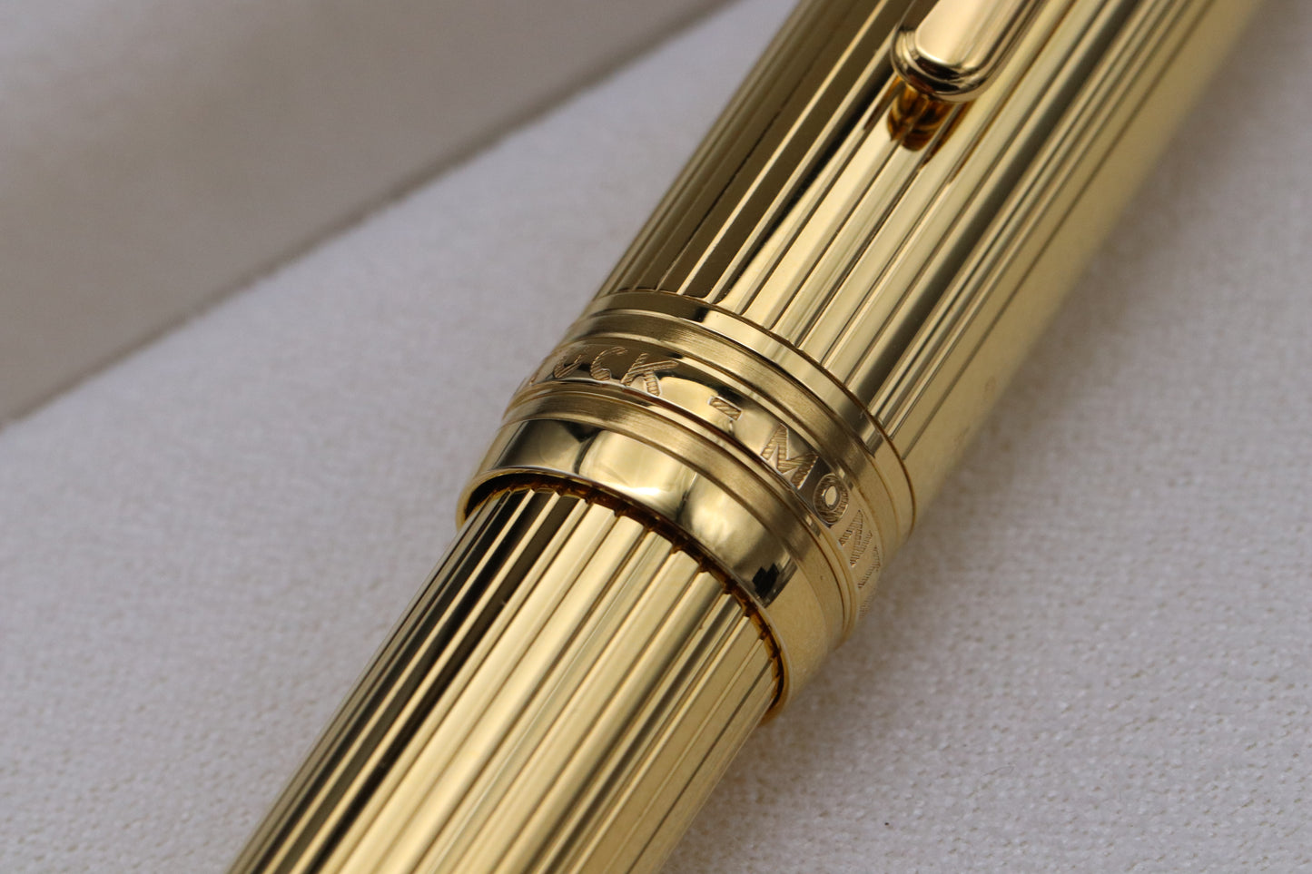 Montblanc Meisterstück 146 LeGrand Vermeil Pinstripe Fountain Pen