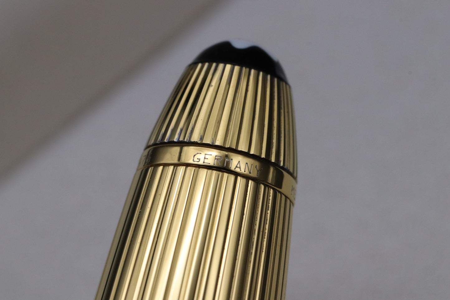 Montblanc Meisterstück 146 LeGrand Vermeil Pinstripe Fountain Pen