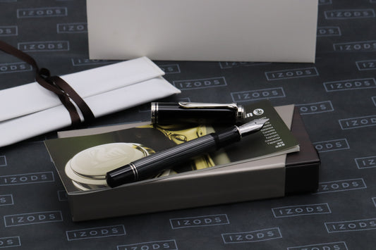 Pelikan Souveran M1005 Stresemann Fountain Pen - UNUSED - B Nib