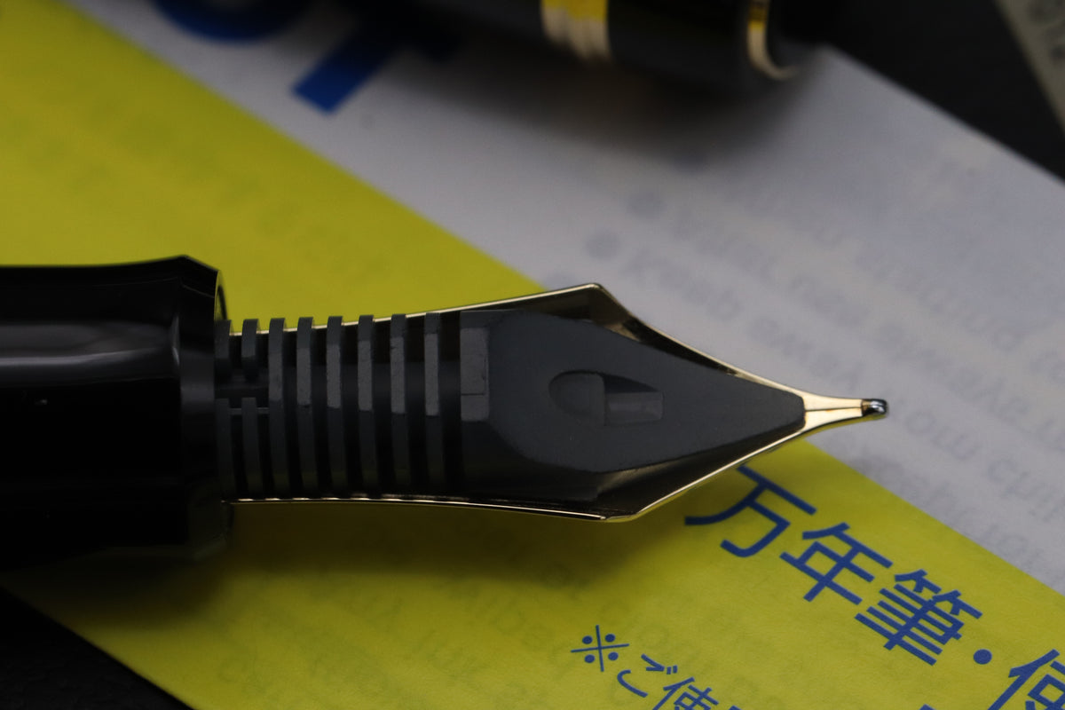 Pilot Custom 845 Urushi Konjo Blue Fountain Pen - UNUSED - Medium Nib