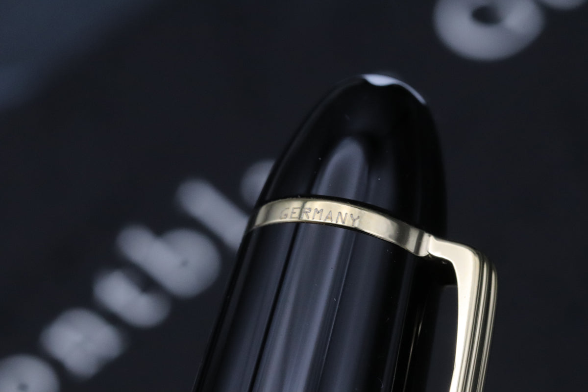 Montblanc Meisterstuck 146 LeGrand Gold Coated Fountain Pen - UNUSED