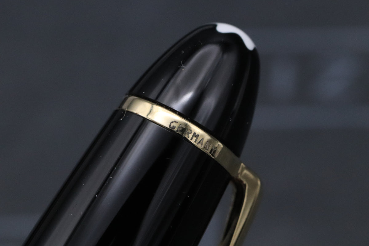 Montblanc Meisterstuck 146 LeGrand Gold Coated Fountain Pen - NEVER INKED