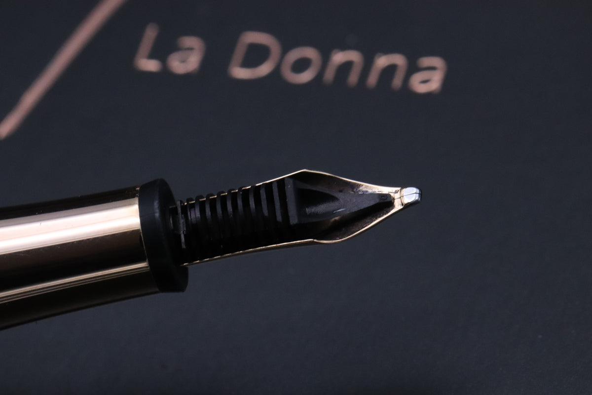 Montblanc La Donna Ingrid Bergman Fountain Pen - Oblique Broad Nib