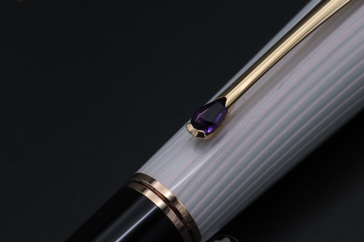 Montblanc La Donna Ingrid Bergman Fountain Pen - Oblique Broad Nib