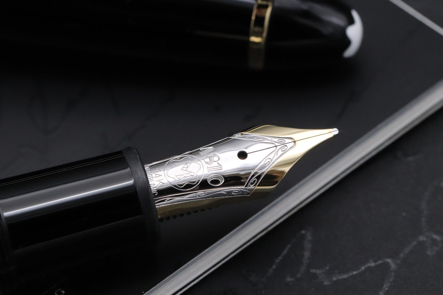 Montblanc Meisterstuck 147 Traveller Gold Coated Fountain Pen with Pouch - UNUSED
