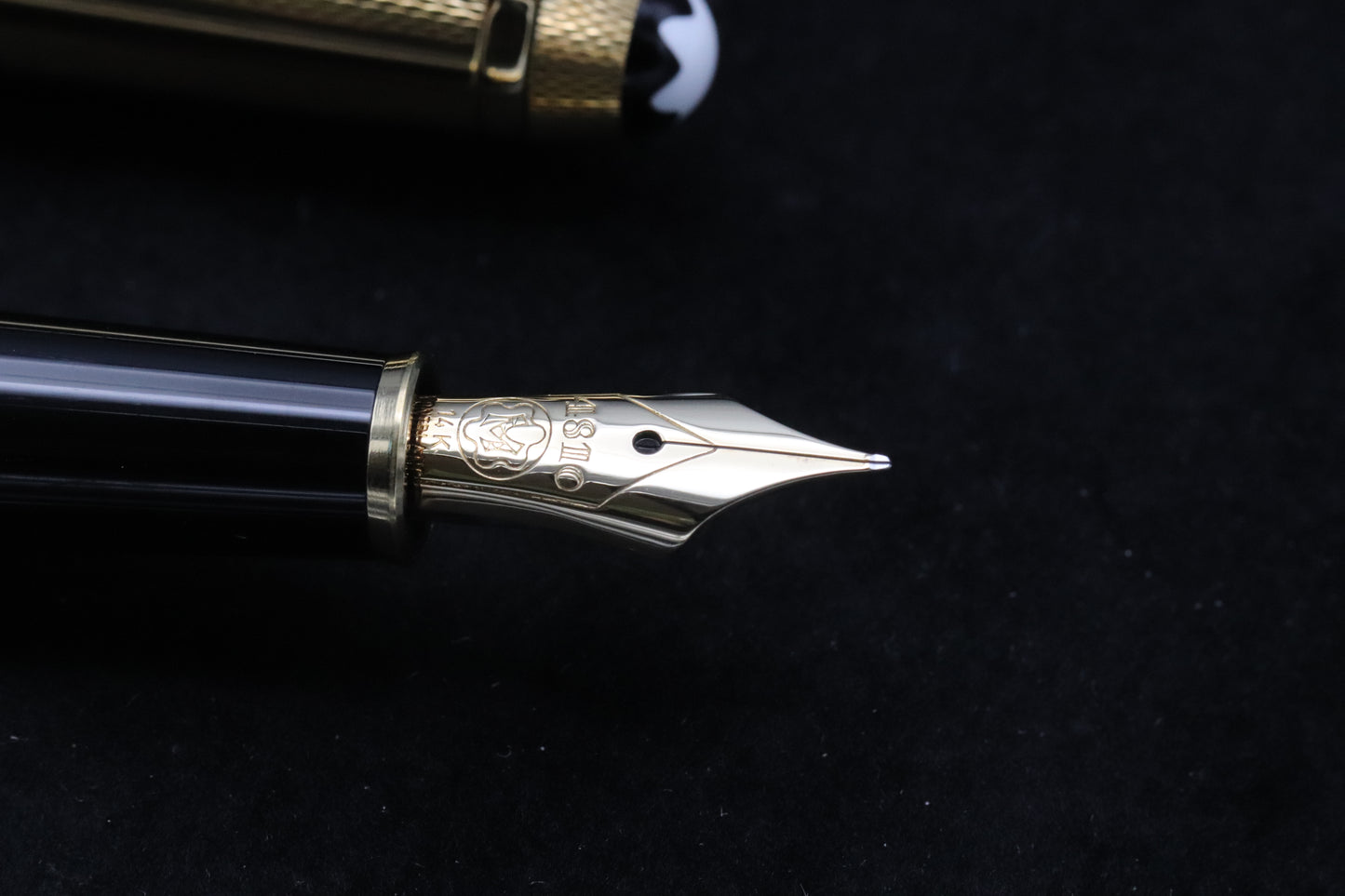 Montblanc Meisterstuck 144 / 164 Classique Gold Barley Fountain Pen and Ballpoint Pen Set