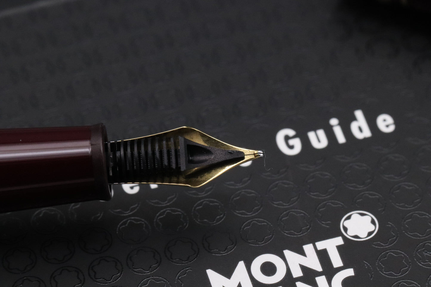Montblanc Meisterstuck 145 Classique Bordeaux Fountain Pen
