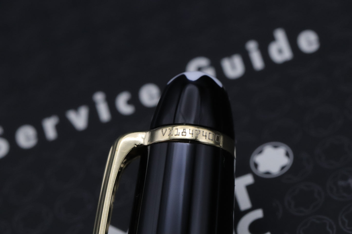 Montblanc Meisterstuck 163 Classique Gold-Coated Rollerball / Fineliner Pen