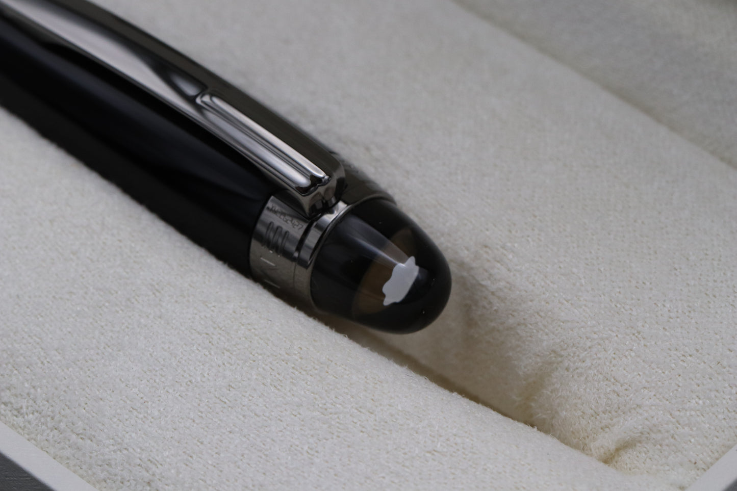 Montblanc Starwalker Midnight Black Fountain Pen - UNUSED